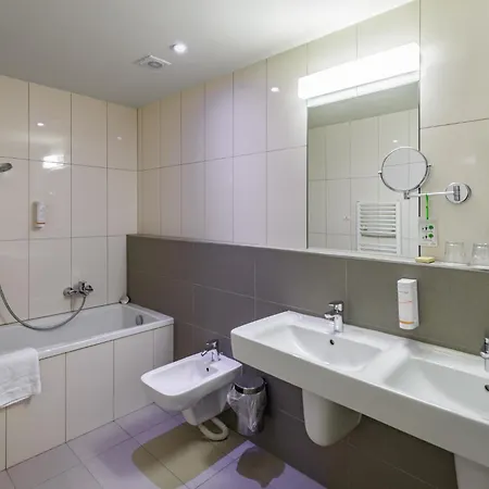 Peras Wellness Hotel 4* Ludvikov