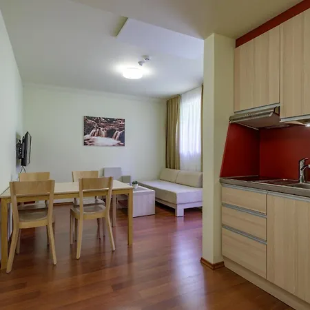 Peras Wellness Hotel Отель