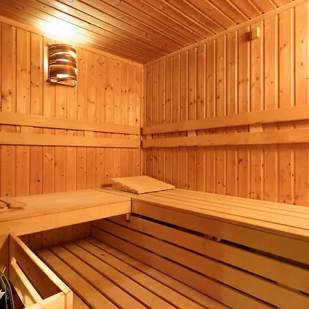 Peras Wellness Hotel Отель