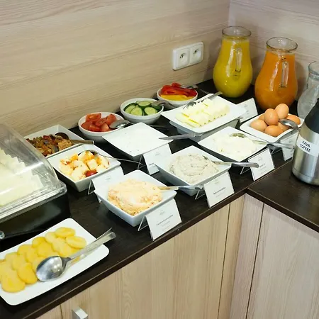 Peras Wellness Hotel Отель
