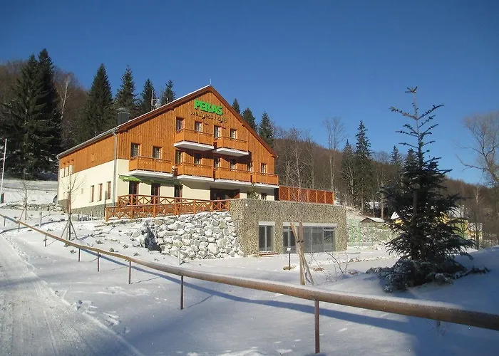 Peras Wellness فندق Ludvíkov